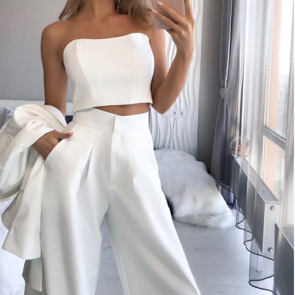 Elagía white belted wide leg 3 piece suit size Medium